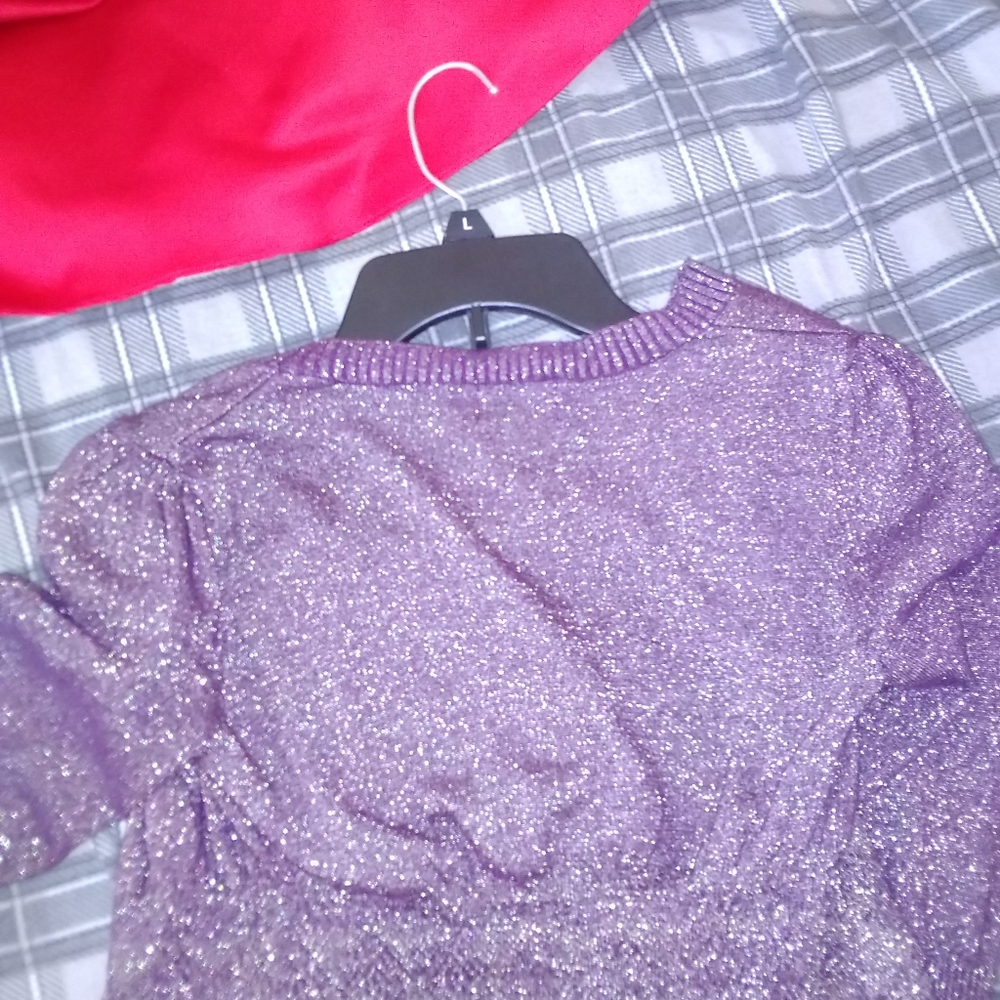 Sweater - Picture 3 of 3